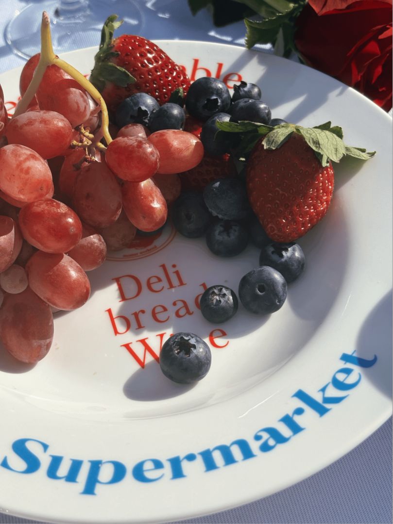 Stefania Set. 5 piece set with deep plate, flat plate, platter, bowl and mug. Cutest ceramic crockery set for picnics or Italian night at home. 