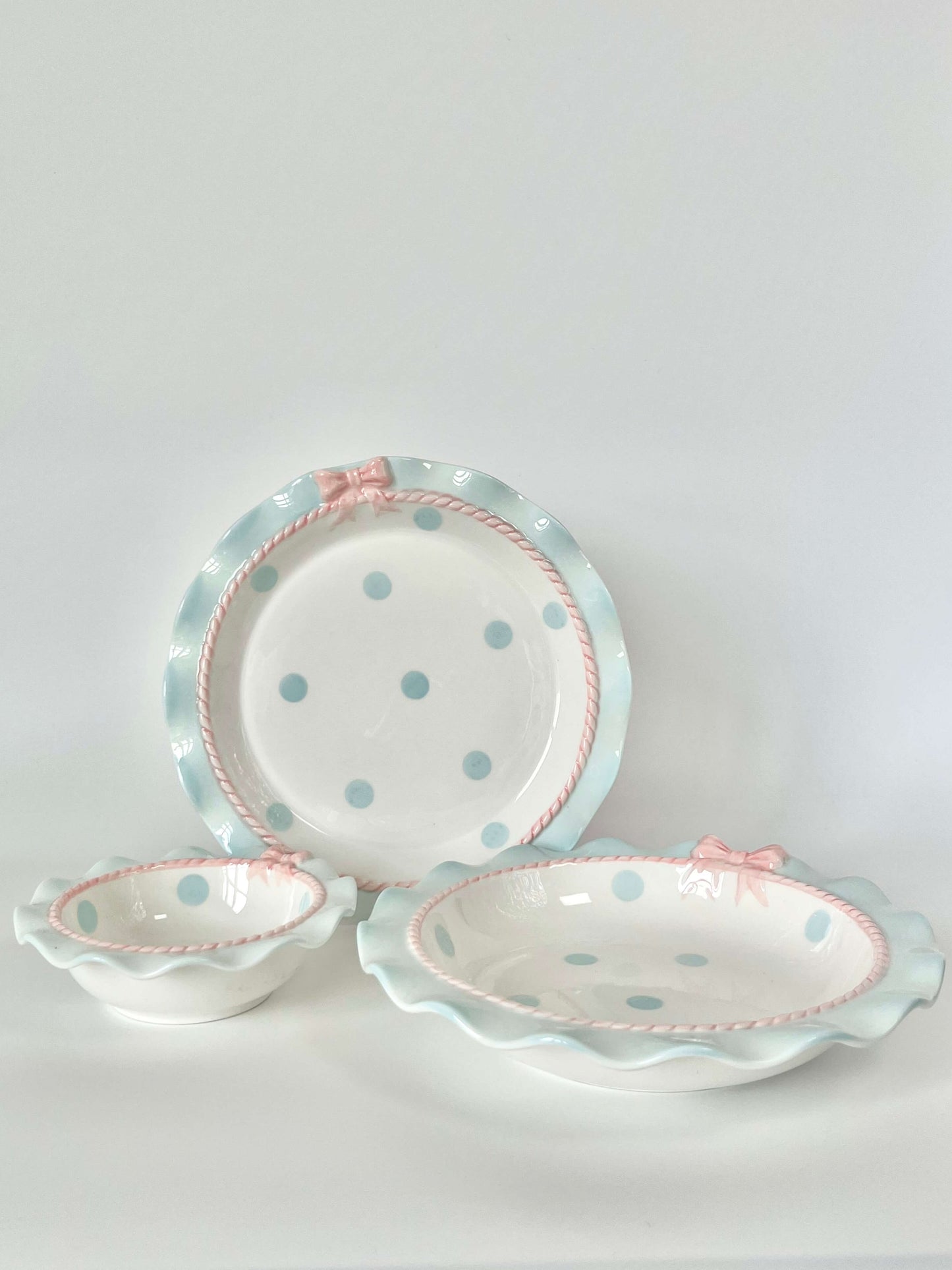 Coquette Core Cosette Set in Pastel Blue. The cutest crockery set with frills and bow designs on them. Spotted girly ceramic tableware for mothers and daughters. Plate and bowl set for dinner, lunch, breakfast. Perfect gift set for homeware.