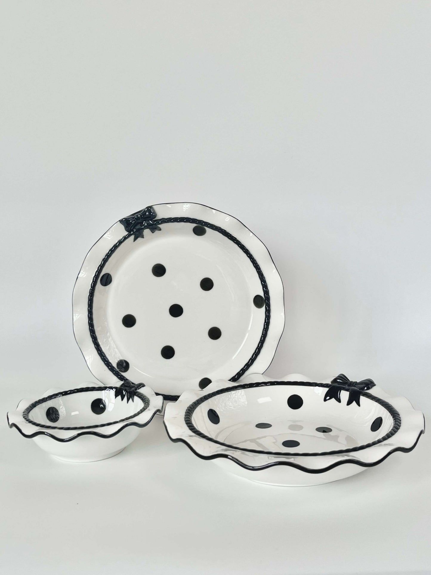 Coquette Core Cosette Set in White and Black. The cutest crockery set with frills and bow designs on them. Spotted girly ceramic tableware for mothers and daughters. Plate and bowl set for dinner, lunch, breakfast. Perfect gift set for homeware.