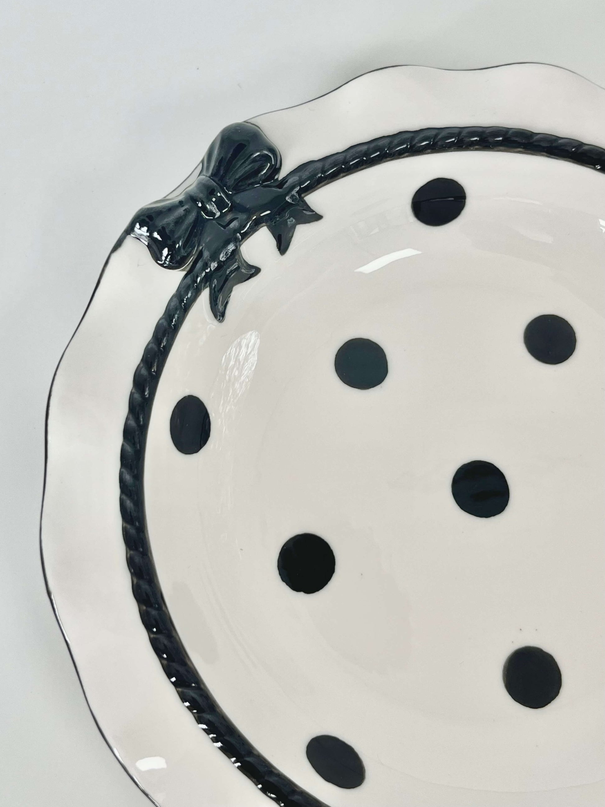 Coquette Core Cosette Set in White and Black. The cutest crockery set with frills and bow designs on them. Spotted girly ceramic tableware for mothers and daughters. Plate and bowl set for dinner, lunch, breakfast. Perfect gift set for homeware.